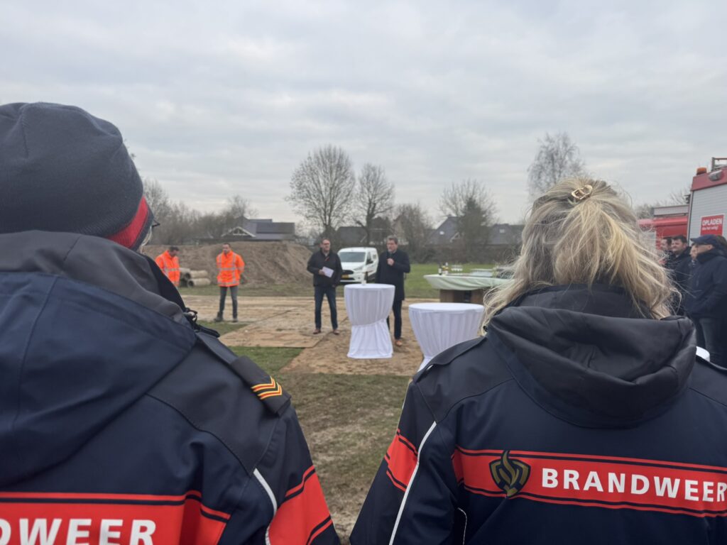 Start bouw kazernes Noordoostpolder 1 IMG 4052